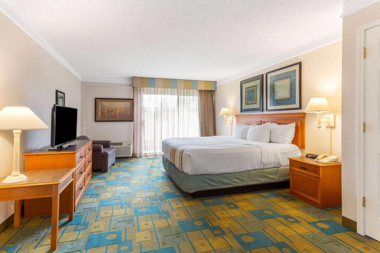 La Quinta By Wyndham Hotel 3*